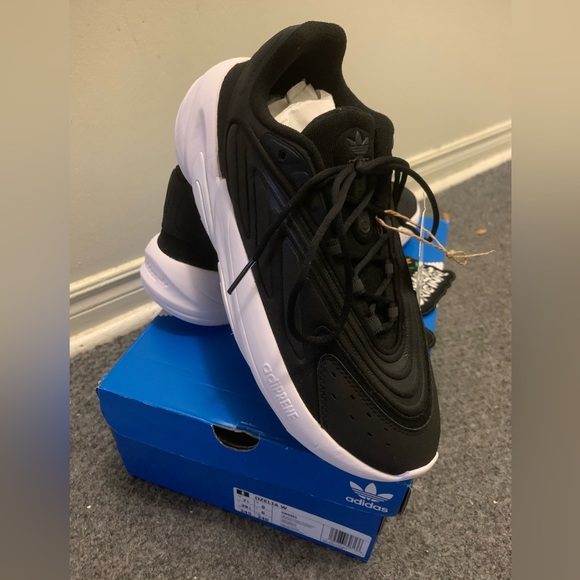 ADIDAS Women's Always Original Ozelia Black Sneakers-Size 7.5-BNIB - Picture 2 of 16